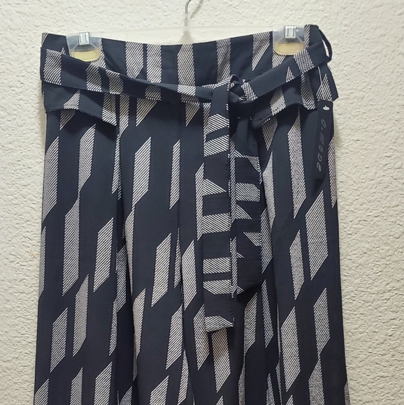 C-Mode Pants - Wide leg belted crepe Culottes